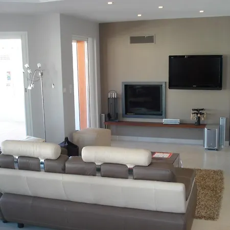 Garibaldi Apartmán *